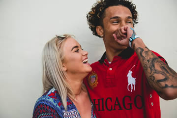 how to know if my ex loves me even if he has a girlfriend