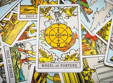 Tirada de tarot gratis 12 cartas